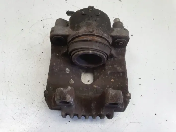 BMW E39 PRZEDNI ZACISK HAMULCOWY lewy przód kierowcy