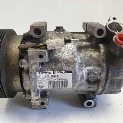 Dacia Sandero I 1.2 16V SPRĘŻARKA KLIMATYZACJI