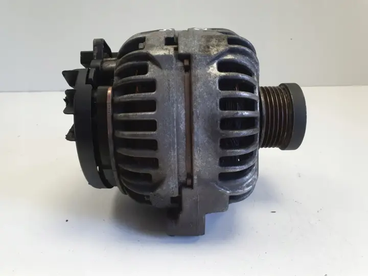 Volvo S60 I V70 II 2.4 D5 ALTERNATOR 30667788 bosch 0124625024