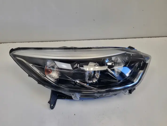 Renault Captur I 13-19r PRZEDNIA LAMPA PRAWA PRAWY PRZÓD europa 260100947R