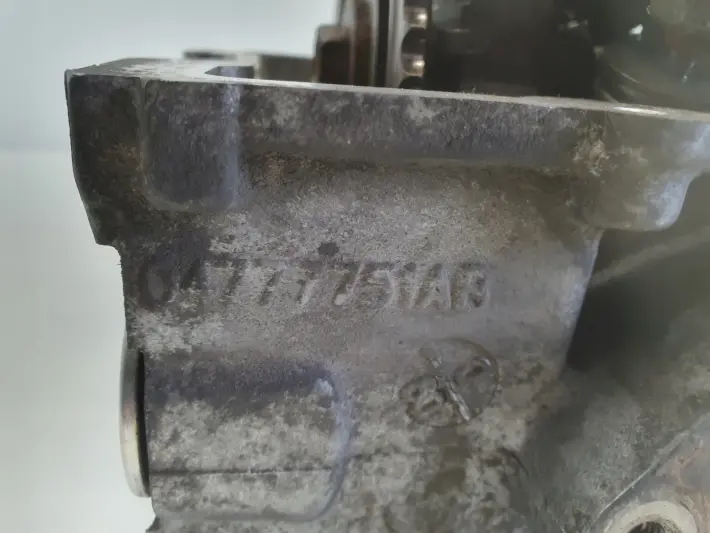 Mini Cooper R50 R53 1.6 16V GŁOWICA CYLINDRÓW 04777751AB