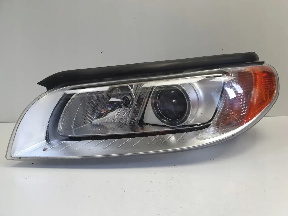 Volvo S80 II V70 III KOMPLET PRZEDNIA LAMPA LEWA lewy przód 31214347