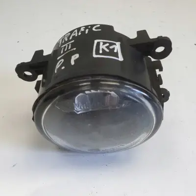 Renault Trafic III 14r- PRZEDNI HALOGEN PRAWY PRZÓD pasażera 261503971R