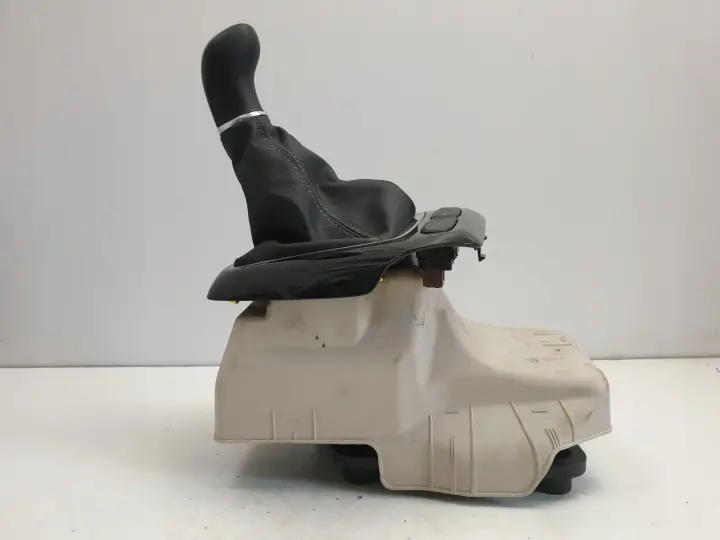 Opel Corsa F LEWAREK ZMIANY BIEGÓW Manual