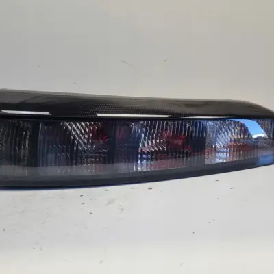 Opel Meriva A LIFT TYLNIA TYLNA LAMPA LEWA lewy tył DYMIONA CIEMNY KLOSZ