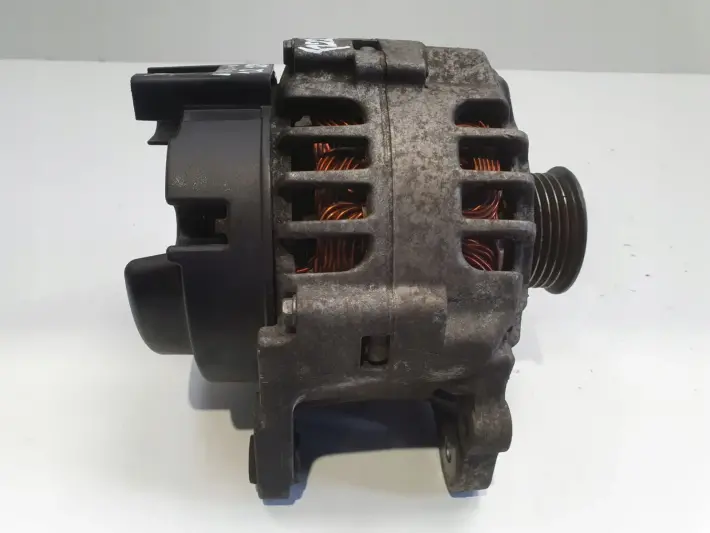 Skoda Fabia I VW Polo IV 1.2 12V ALTERNATOR valeo 03D903025J