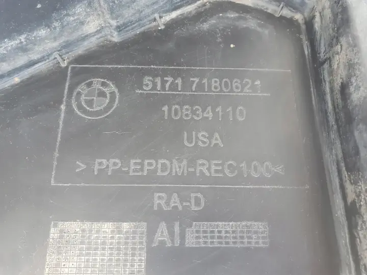 BMW X6 E71 LEWE PRZEDNIE NADKOLE Lewy przód 7180621