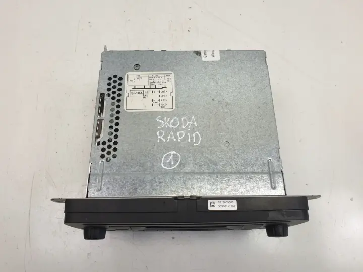 Skoda Rapid SCHOWEK RADIO CD 5J0035152B