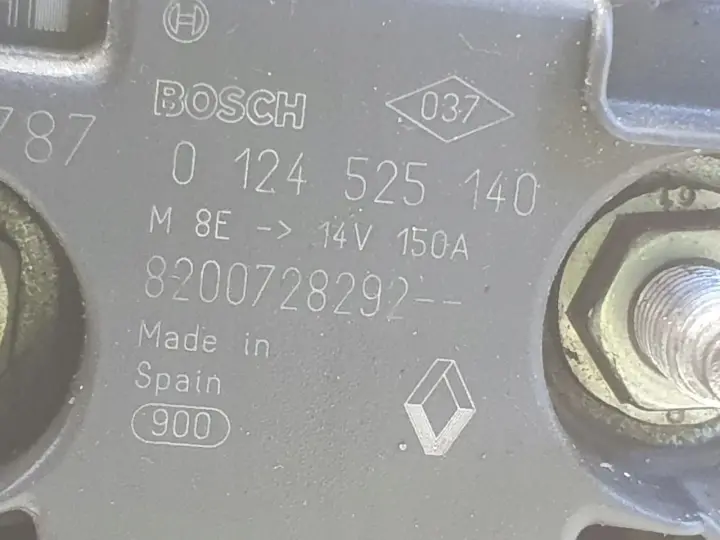Nissan Qashqai 1.5 DCI ALTERNATOR bosch 0124525140