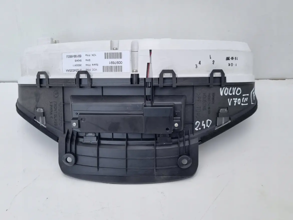 Volvo S80 II V70 III XC70 II LICZNIK ZEGARY Europa diesel 31254535AA