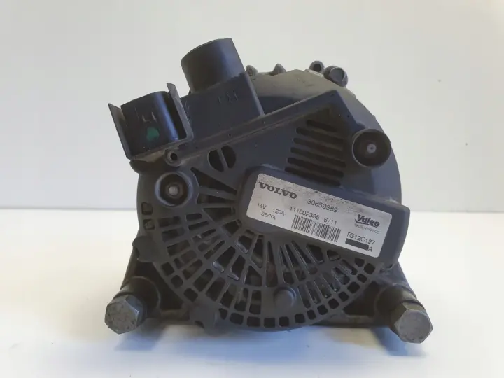 Volvo S40 II V50 1.6 D D2 ALTERNATOR 30659389 120A valeo