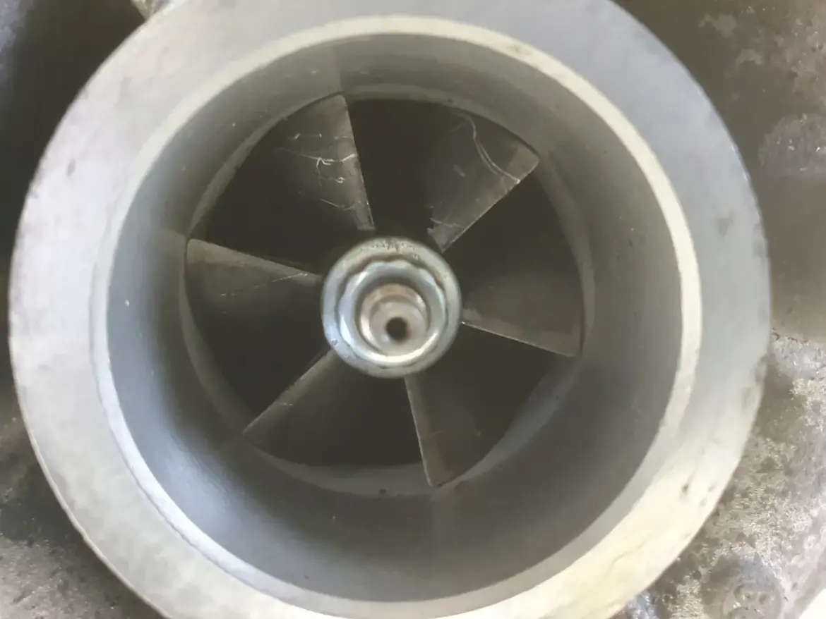 Volvo S40 II V50 2.0 D TURBOSPRĘŻARKA turbo 9662464980