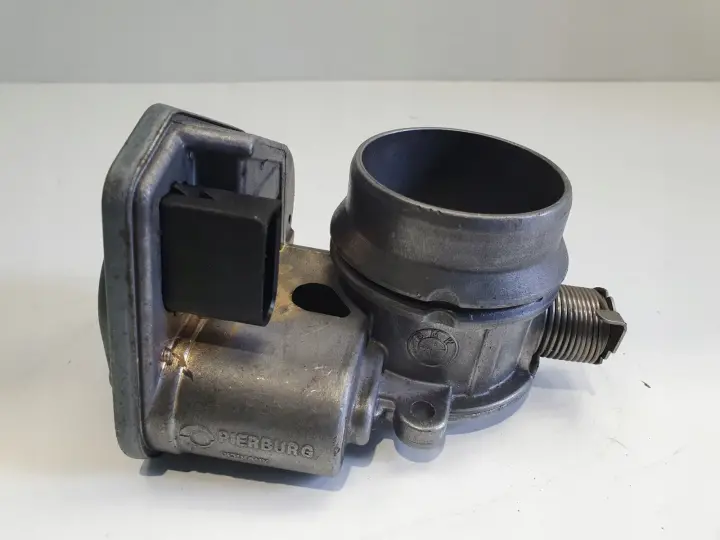 BMW E87 E90 E91 2.0 D N47 PRZEPUSTNICA 780437301