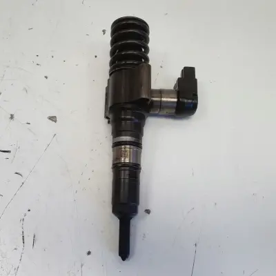 VW Passat B6 2.0 TDI POMPOWTRYSKIWACZ wtrysk 03G130073T