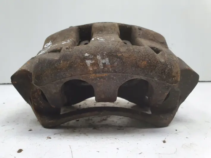 Renault Master II PRZEDNI ZACISK HAMULCOWY prawy przód PASAŻERA