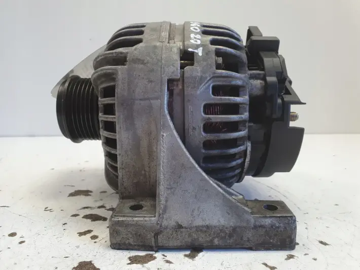 Volvo S60 V70 II 2.0 T ALTERNATOR 140A 30658085 bosch