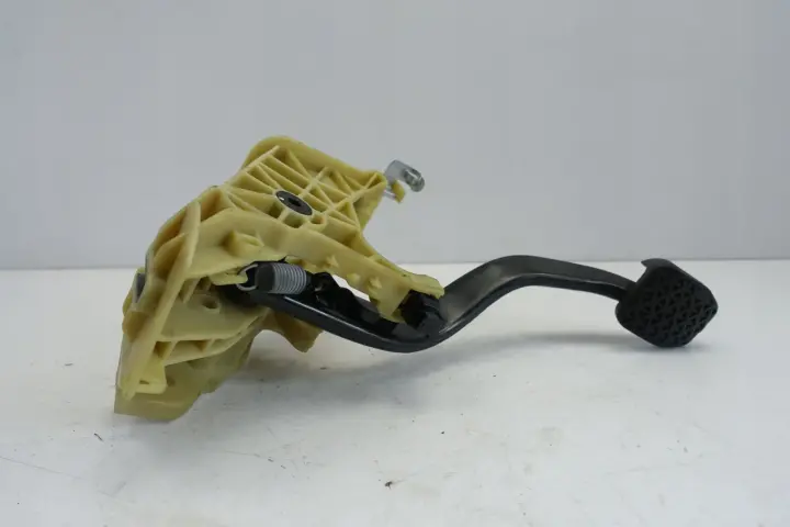 fcc052bb68b404d7bf02e7264ce990e9