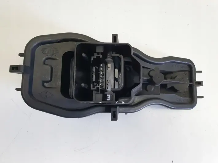 Renault Scenic II lift LEWY WKŁAD TYLNEJ LAMPY lewy tył kierowcy 164231-00