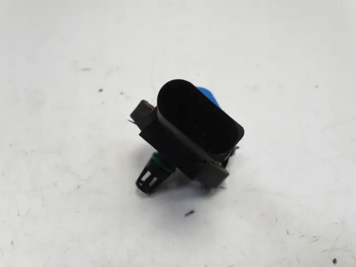 VW Golf VI 1.4 TSI CZUJNIK DOŁADOWANIA Map sensor 0281002399 038906051B