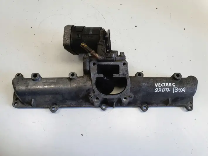 Opel Vectra C 2.2 DTI ZAWÓR EGR kolektor 00005321A7