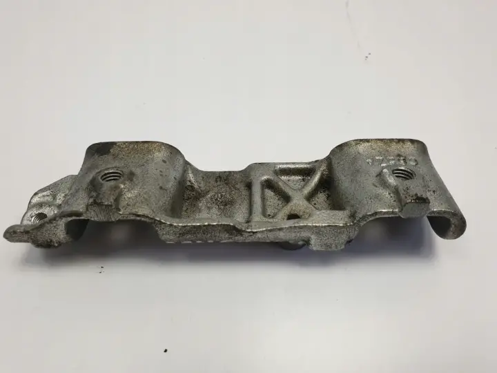 Range Rover Sport II 3.0 D ŁAPA SILNIKA wspornik