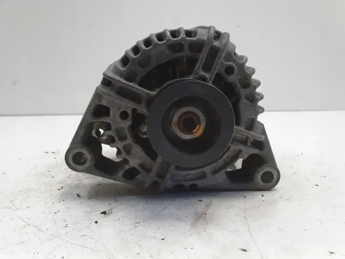 Opel Astra III H 1.4 16V ALTERNATOR bosch 0124325171