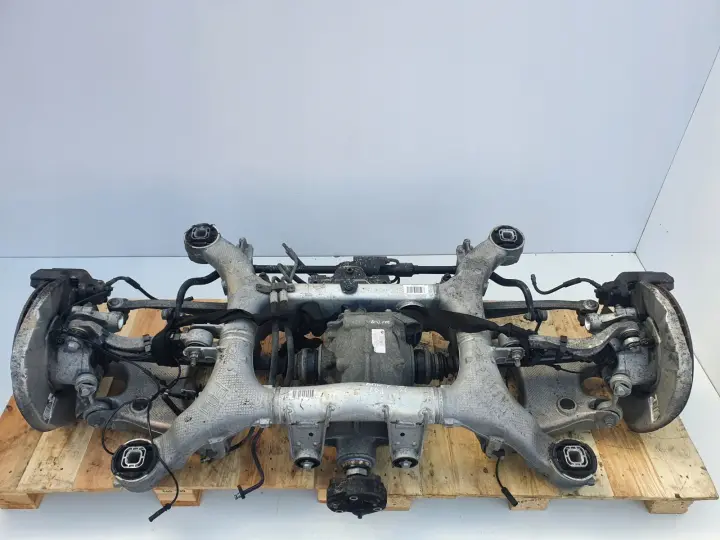 BMW F01 4.4 BI TURBO 750 TYLNE ZAWIESZENIE KOMPLET