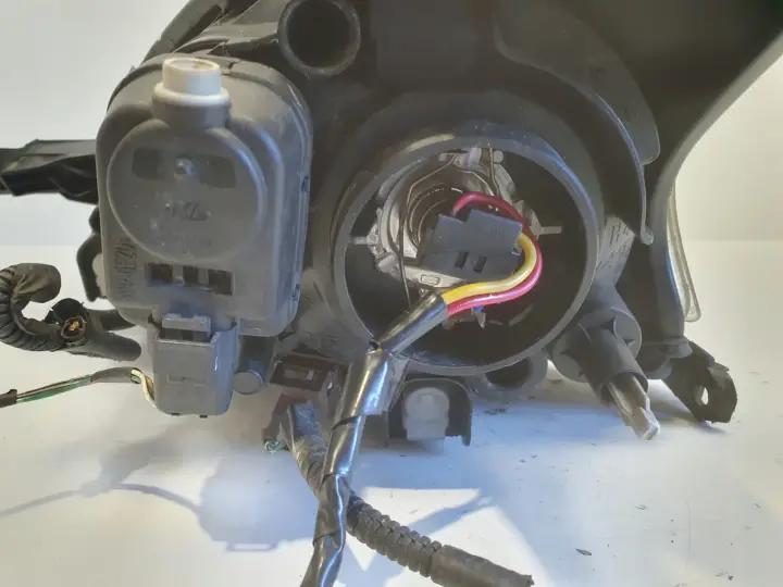 Toyota Aygo I 05-14 PRZEDNIA LAMPA PRAWA prawy przód anglik 89530381
