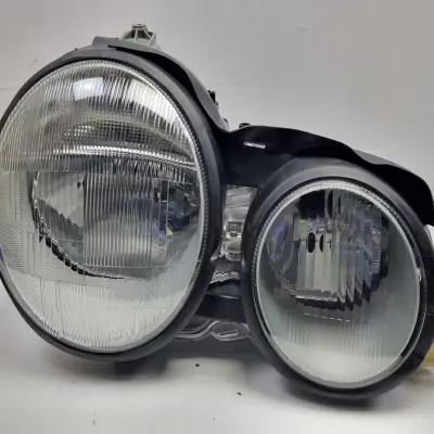 Mercedes W210 95-02r PRZEDNIA LAMPA PRAWA PRAWY PRZÓD nowa europa