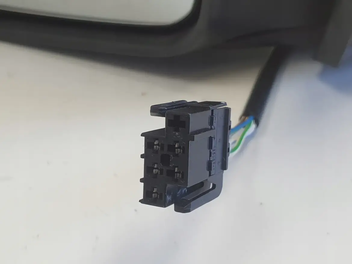Volvo C70 I 97-05r LUSTERKO LEWE KIEROWCY europa 5 pin pinów