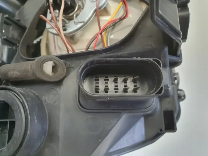 Ford Focus mk2 II 02-06 PRZEDNIA LAMPA LEWA lewy przód anglik 4M51-13W30-KD