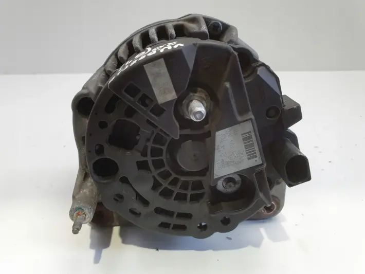 VW New Beetle 2.0 8V ALTERNATOR 028903028D bosch 90A
