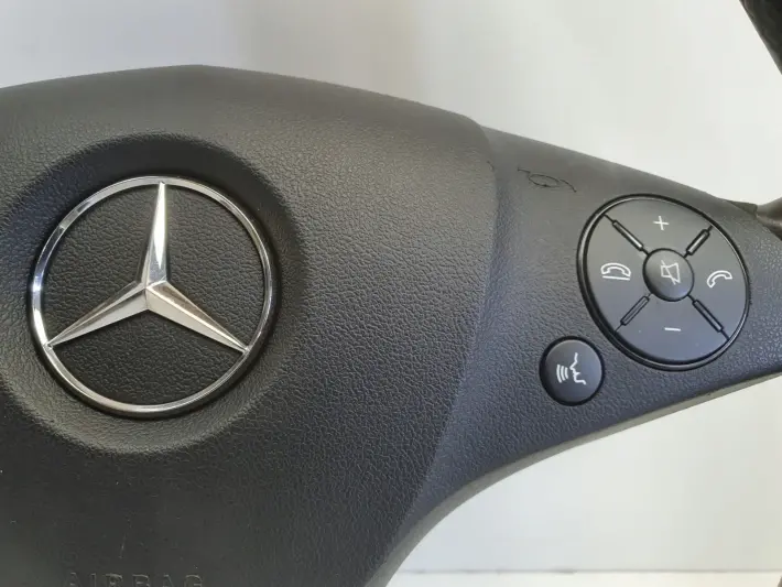 Mercedes W204 SKÓRZANA KIEROWNICA Multifunkcyjna multifunkcja skóra AirBag