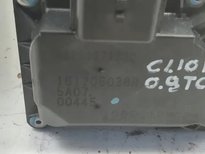 1f23f15e6d7cd18e179032c918bd6f57