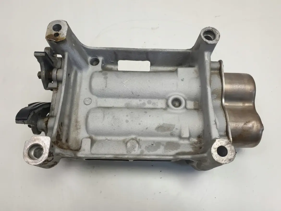 Pt Cruiser 2.4 16V POMPA OLEJU olejowa 4621513AD