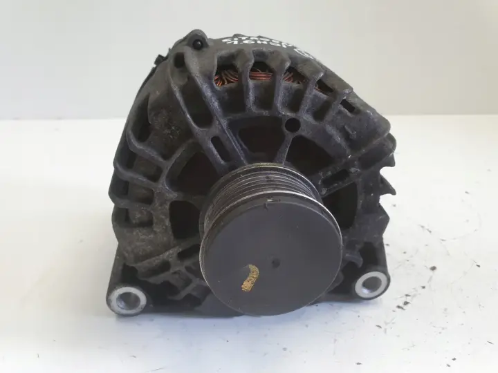 Citroen C4 II 1.6 HDI ALTERNATOR valeo 9678048880