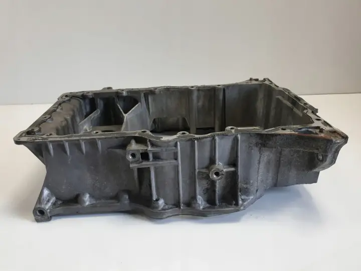 Kia Sorento II 2.2 CRDI MISKA oleju OLEJOWA