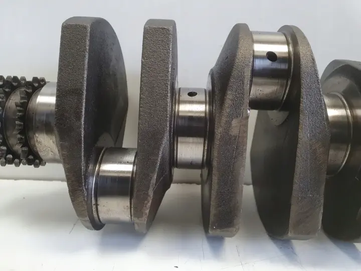 Land Rover Discovery II 2.5 TD5 WAŁ KORBOWY HRC2698 IDA50826