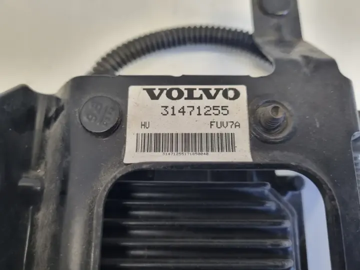 Volvo XC60 V60 I S60 II CZUJNIK PRĘDKOŚCI Radar DISTRONIC 31471259 31471255