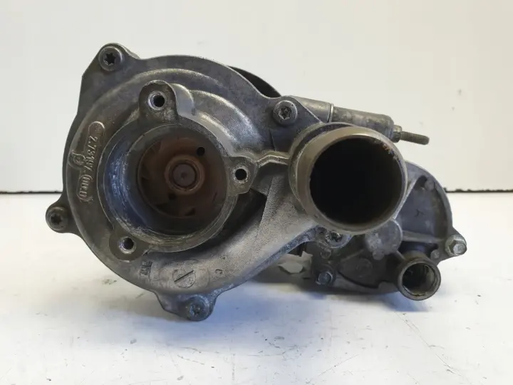 Ford Transit VII MK7 2.4 TDCI POMPA WODY 273214000