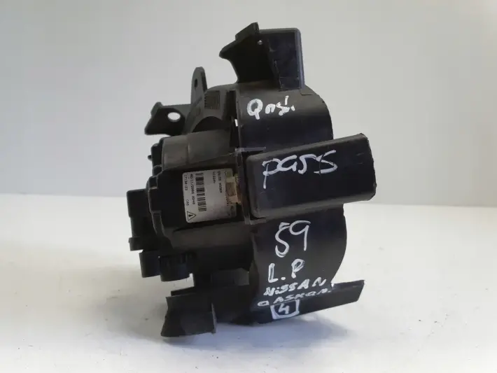 Nissan Qashqai IPRZEDNI HALOGEN LEWY PRZÓD kierowcy 26155 8990A