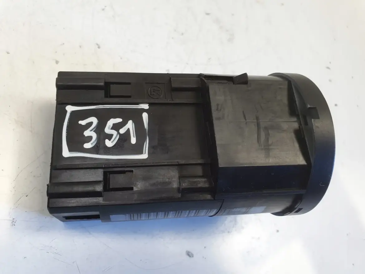 VW Passat Golf Bora PRZEŁĄCZNIK ŚWIATEŁ włącznik 1C0941531