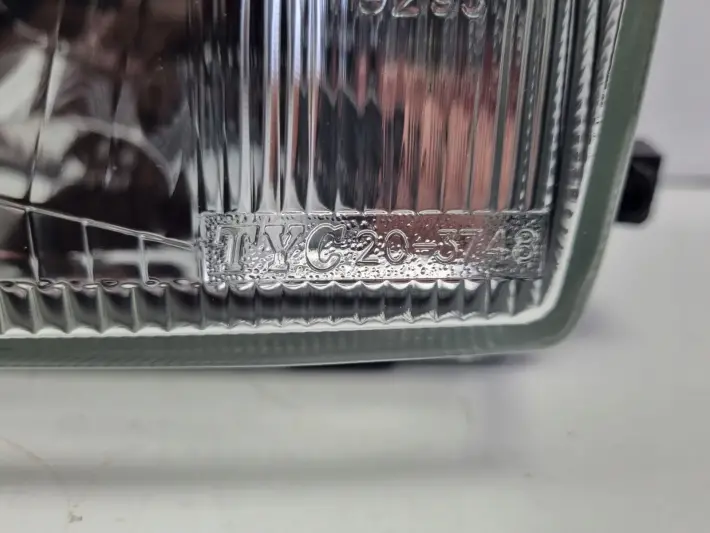 Nissan Sunny N14 91-96r PRZEDNIA LAMPA LEWA LEWY PRZÓD nowa euro 20-3748