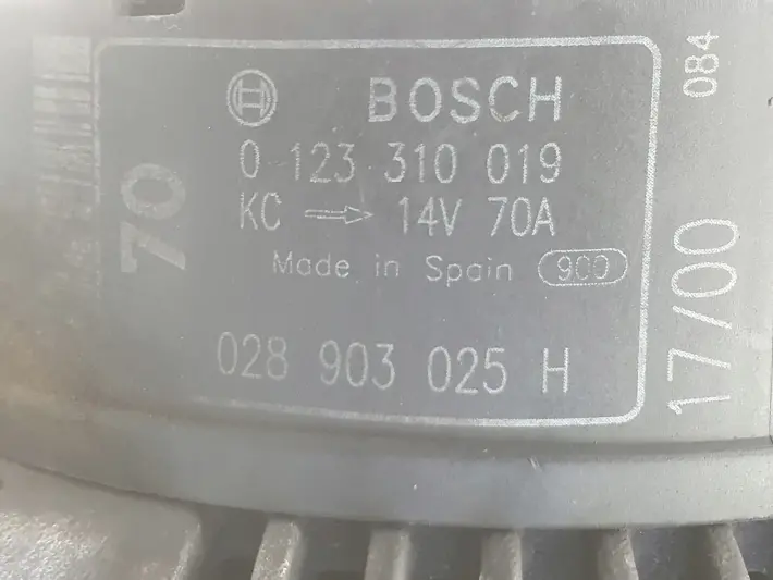 VW Golf III 1.6 ALTERNATOR 028903025H bosch 70A