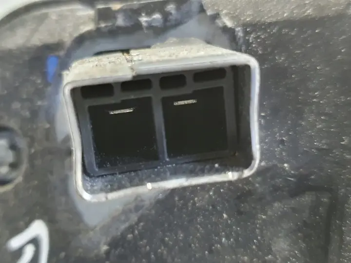 Toyota Prius IV 1.8 SPRĘŻARKA KLIMATYZACJI pompa 042400-0371