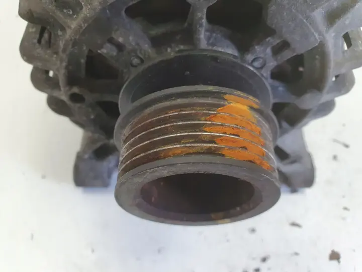 Mercedes W169 1.7 8V ALTERNATOR A2661540802 90A valeo