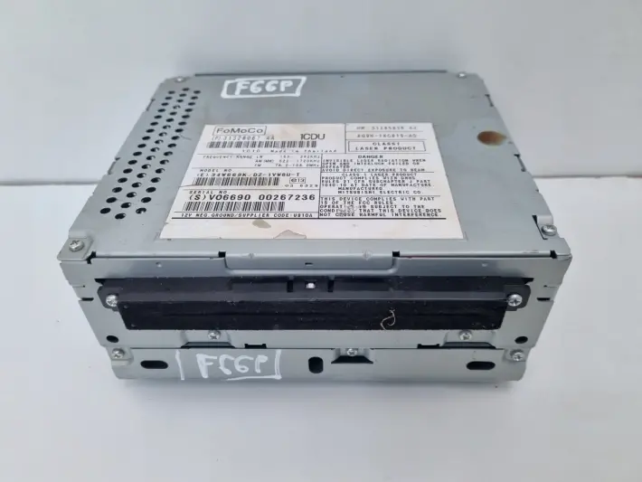 Volvo XC70 V70 III S80 II RADIOODTWARZACZ Radio CD 31328067 31328067AA