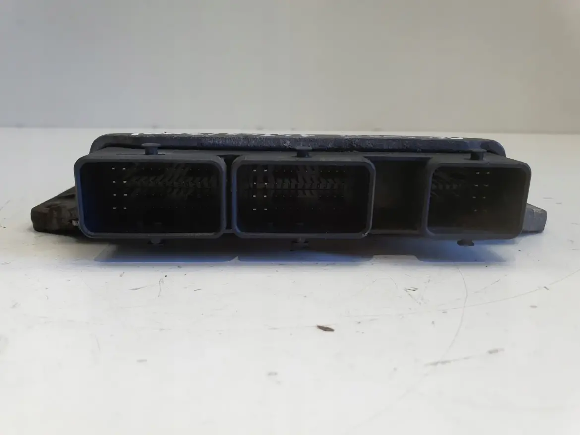 Renault Megane III 1.4 TCe STEROWNIK SILNIKA komputer 237100293R