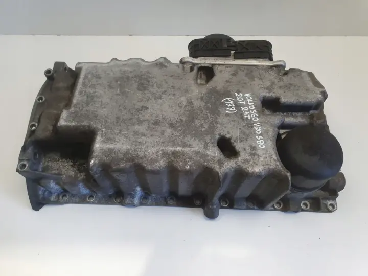 Volvo S80 S60 V70 II 2.4 T turbo MISKA OLEJOWA oleju 1275868 1275868A