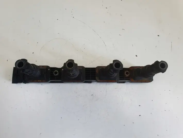 Opel Corsa C 1.2 16V CEWKA ZAPŁONOWA 0221503015